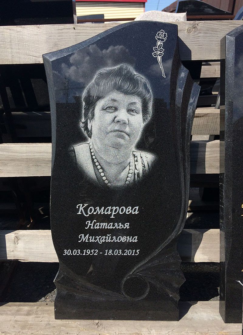 Памятник №037 из черного гранита — фото 6